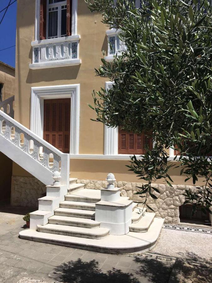 Habito Hic * Rhodes City